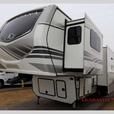 Used 2023 Keystone RV Montana 3761FL thumbnail image 3