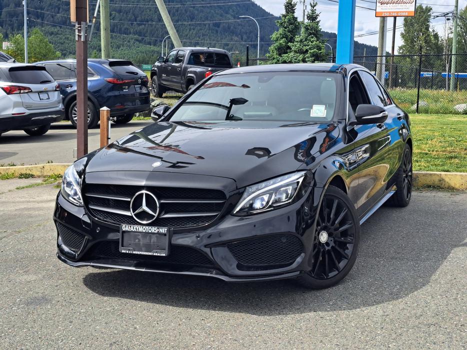 2015 Mercedes-Benz C-Class 4MATIC display photo