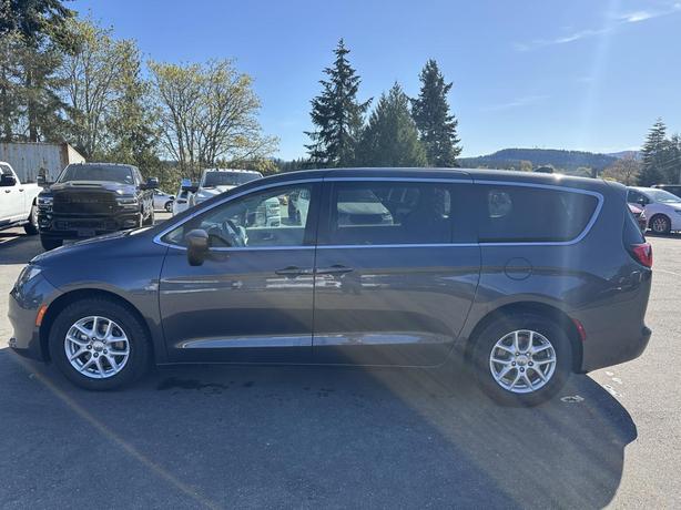 2020 Chrysler Pacifica LX image 2