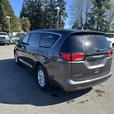 2020 Chrysler Pacifica LX thumbnail image 3