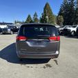 2020 Chrysler Pacifica LX thumbnail image 4