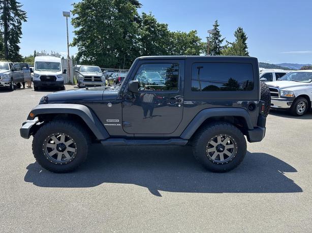 2017 Jeep Wrangler Sport image 2