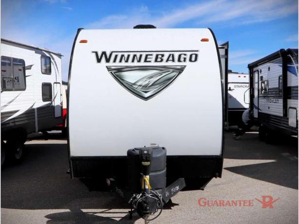 Used 2020 Winnebago Minnie Drop 210RBS image 2
