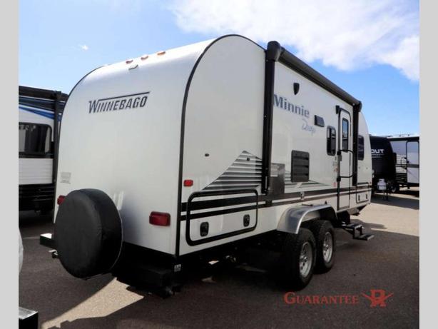Used 2020 Winnebago Minnie Drop 210RBS image 4