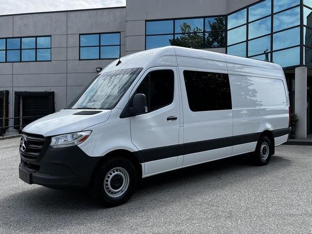 2019 Mercedes-Benz Sprinter 3500  5 Passenger High Roof  Cargo Van 170-inch Whee image 5