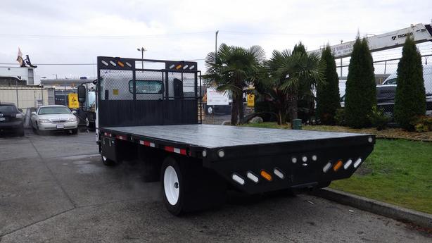 2017 Isuzu NPR 16 Foot Flat Deck Dually 3 Seater image 8
