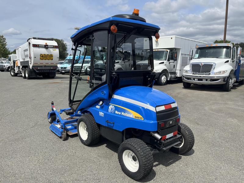 2011 New Holland G6035 Front mounted 60-inch mower deck Diesel display photo
