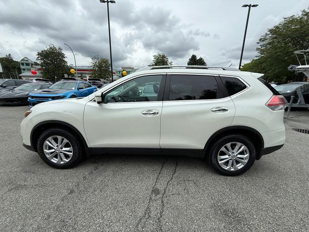 2016 Nissan Rogue SV - Power Liftgate, Navigation, 360 Cameras image 8