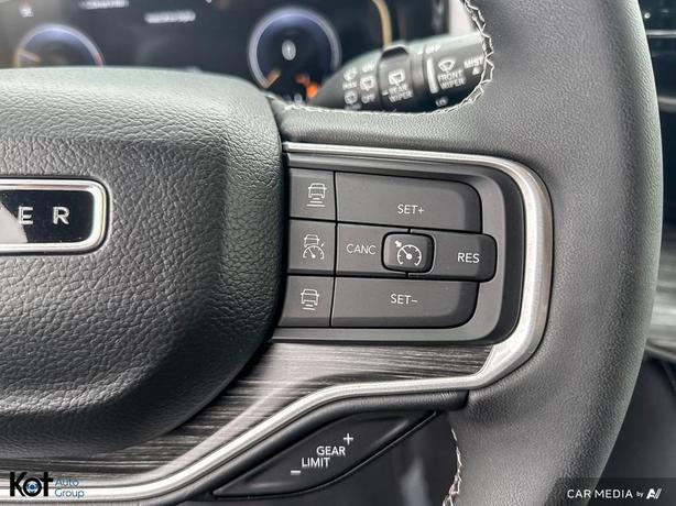 2023 Jeep Wagoneer Series III image 7