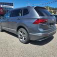 2021 Volkswagen Tiguan R-Line | AWD | Heated Seats & Steering Wheel | Power Lift thumbnail image 4