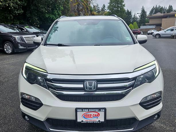 2017 Honda  Pilot Touring image 6