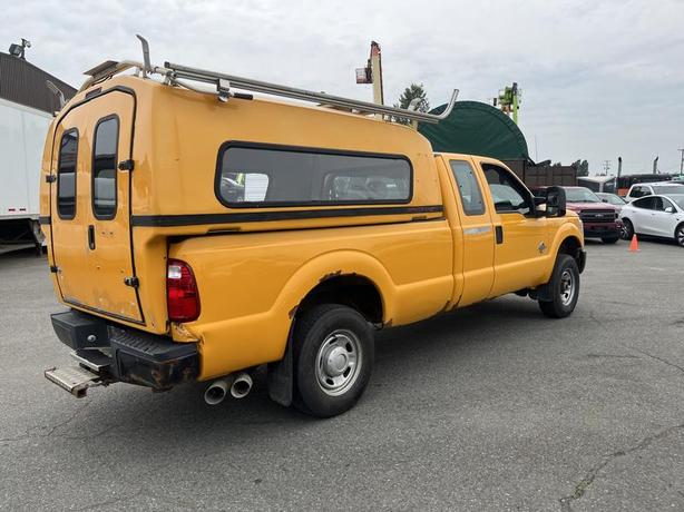 2013 Ford F-250 SD XLT SuperCab Long Bed 4WD Diesel with work top canopy image 5