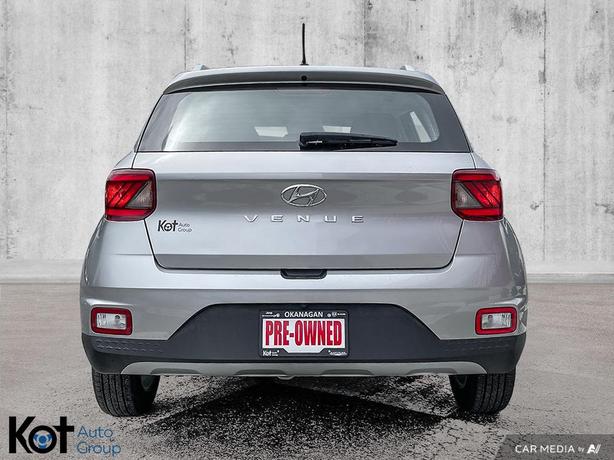 2023 Hyundai Venue Preferred | Heated Seats & Steering Wheel | Bluetooth | No Ac image 4