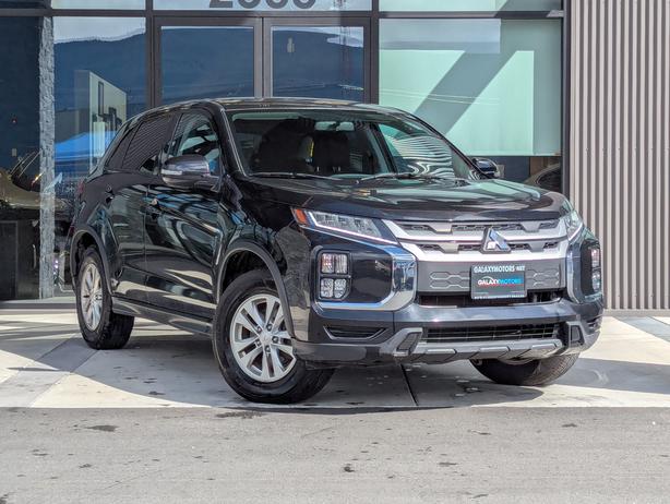 2021 Mitsubishi RVR SE - 4x4, Heated Seats, Apple CarPlay/Android Auto image 4