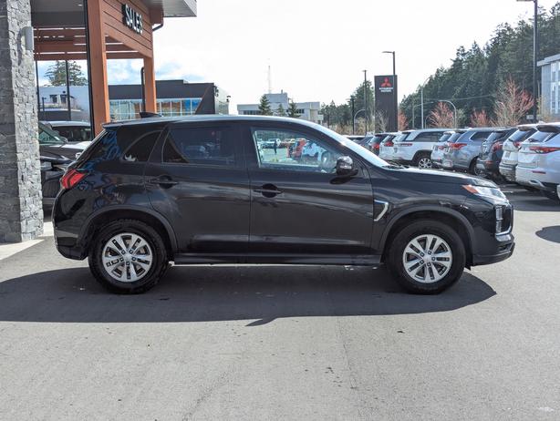 2021 Mitsubishi RVR SE - 4x4, Heated Seats, Apple CarPlay/Android Auto image 5