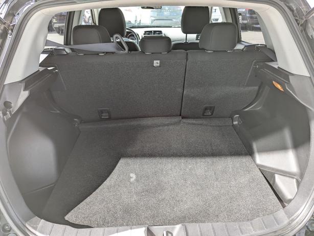 2021 Mitsubishi RVR SE - 4x4, Heated Seats, Apple CarPlay/Android Auto image 8