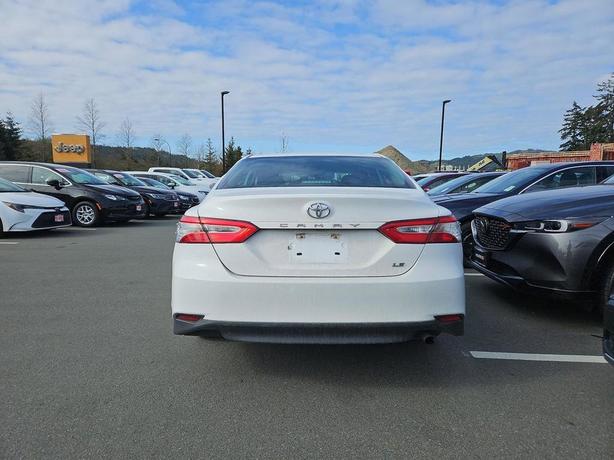 2019 Toyota Camry LE 4DR | Backup Camera | Bluetooth Connect! image 5