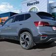 2023 Volkswagen Taos Highline 4MOTION *Ltd Avail* | GPS Navigation! thumbnail image 4