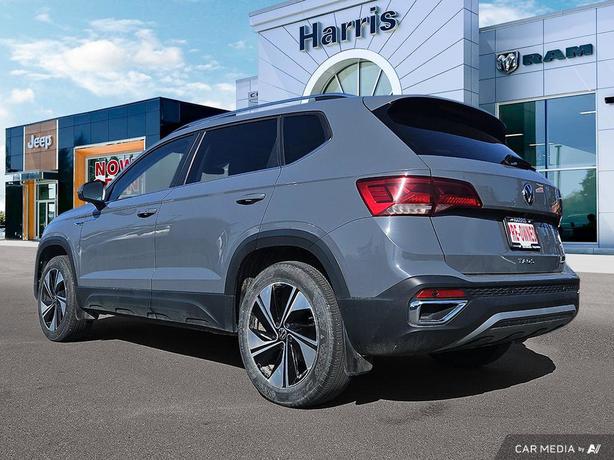 2023 Volkswagen Taos Highline 4MOTION *Ltd Avail* | GPS Navigation! image 4