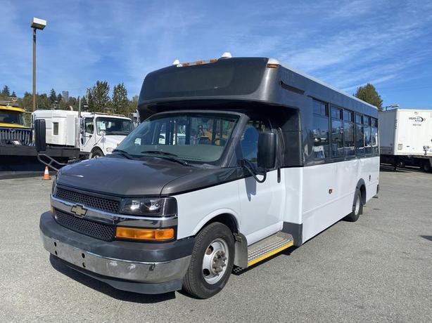 2017 Chevrolet Express G4500 21 Passenger Bus With Wheelchair Accessibility image 1