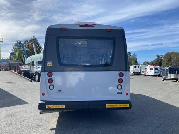 2017 Chevrolet Express G4500 21 Passenger Bus With Wheelchair Accessibility image 4