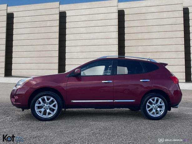 2011 NISSAN ROGUE image 3