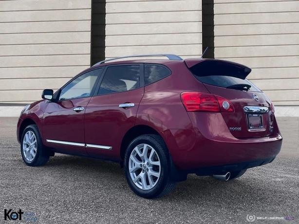 2011 NISSAN ROGUE image 4