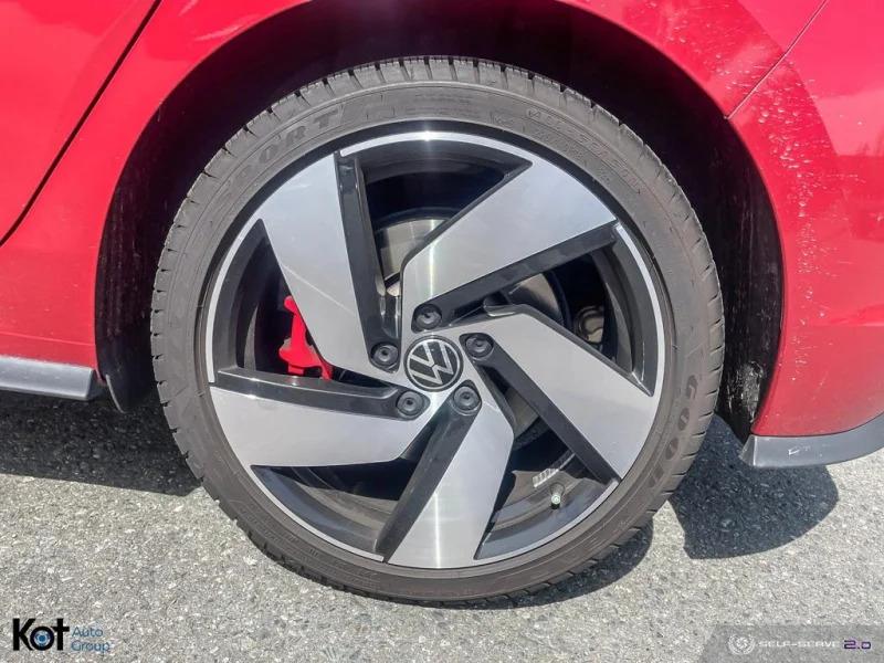 2024 VOLKSWAGEN GOLF GTI display photo