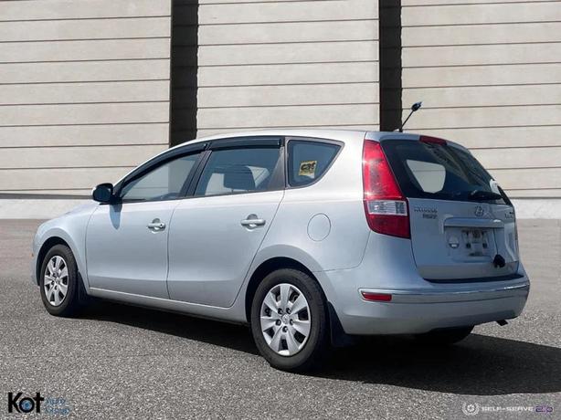 2010 HYUNDAI ELANTRA TOURING image 4