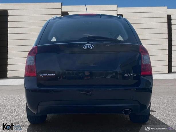 2007 KIA RONDO image 5