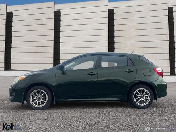2011 TOYOTA MATRIX image 3