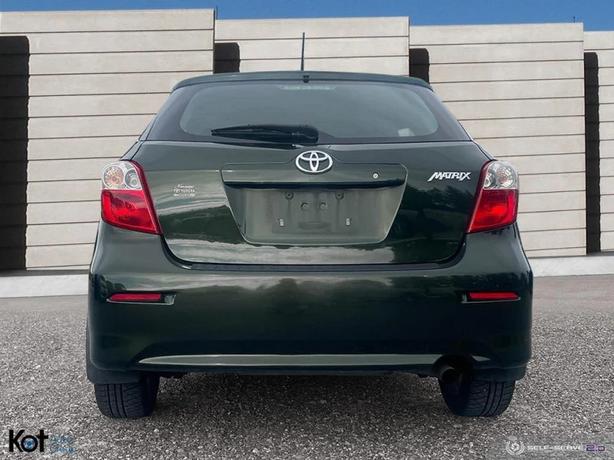 2011 TOYOTA MATRIX image 5