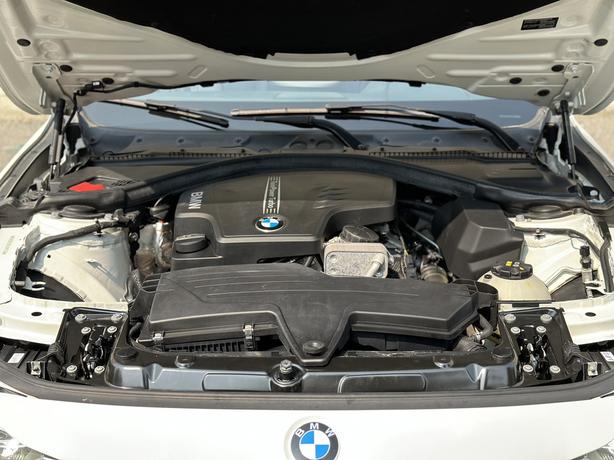 2014 BMW 3-Series image 3