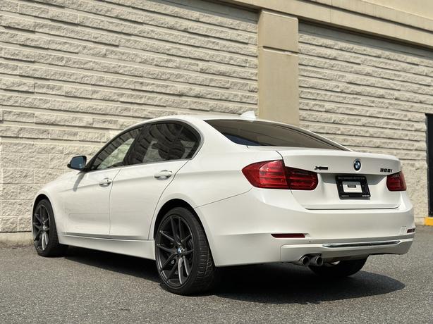 2014 BMW 3-Series image 7