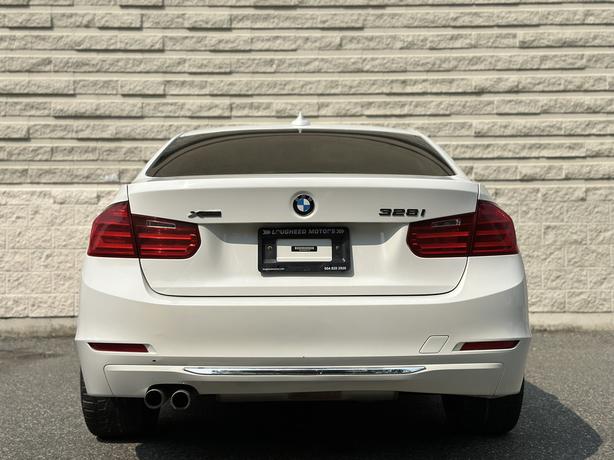 2014 BMW 3-Series image 8