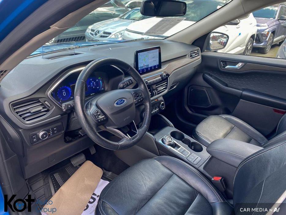 2020 Ford Escape TITANIUM HYBRID display photo