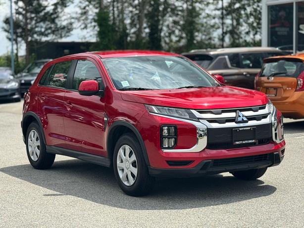 2024 Mitsubishi RVR ES - Heated Seats, Apple Carplay/Android Auto image 3
