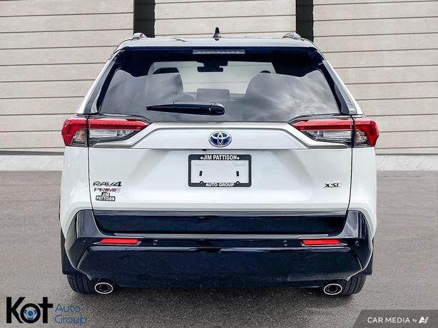 2024 Toyota RAV4 Prime XSE image 5