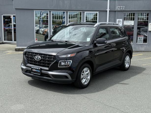 2021 Hyundai Venue Preferred FWD - Air Conditioning & Heated Seats image 1