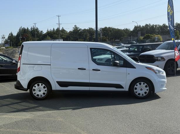 2021 Ford Transit Connect XLT - Rain Sensing Wipers & Front Fog Lights image 5