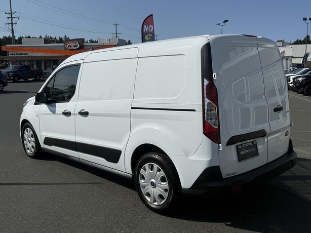 2021 Ford Transit Connect XLT - Rain Sensing Wipers & Front Fog Lights image 8