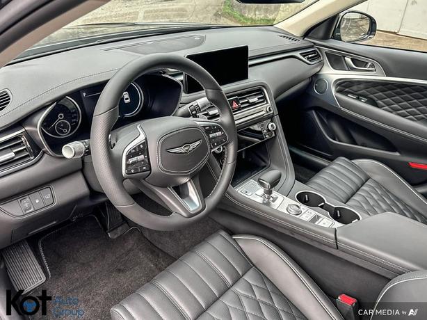 2024 Genesis G70 2.5T PRESTIGE image 6
