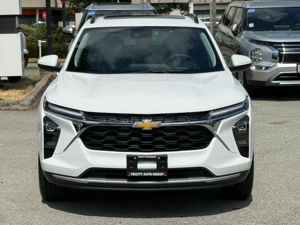 2024 Chevrolet Trax LT, No Accidents, One Owner image 2