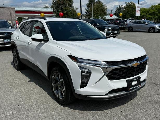 2024 Chevrolet Trax LT, No Accidents, One Owner image 3