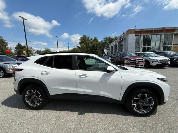 2024 Chevrolet Trax LT, No Accidents, One Owner image 4