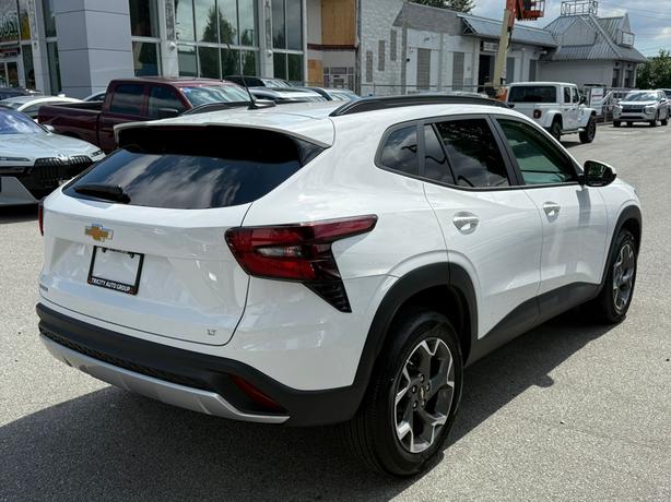 2024 Chevrolet Trax LT, No Accidents, One Owner image 5