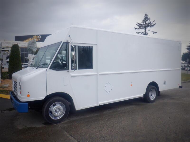 2011 Ford E-450 Utilimaster 18 Foot Cargo step Van With Rear Shelving display photo
