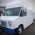 2011 Ford E-450 Utilimaster 18 Foot Cargo step Van With Rear Shelving thumbnail image 2