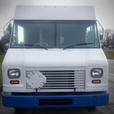 2011 Ford E-450 Utilimaster 18 Foot Cargo step Van With Rear Shelving thumbnail image 3