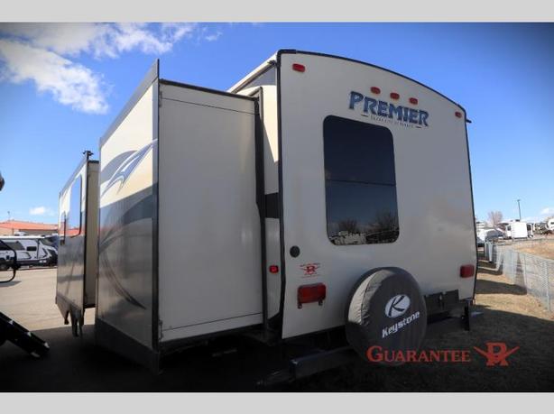 Used 2015 Keystone RV BULLET PREMIER 34BHPR image 4